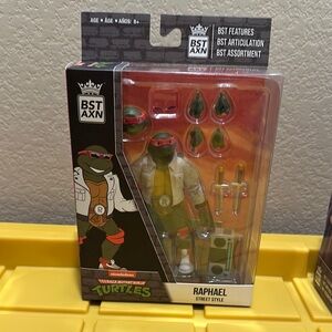 BST AXN TMNT Raphael Street Style